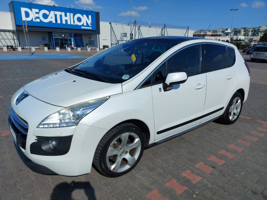 Peugeot 3008 2.0 HDi HYbrid4 200Km