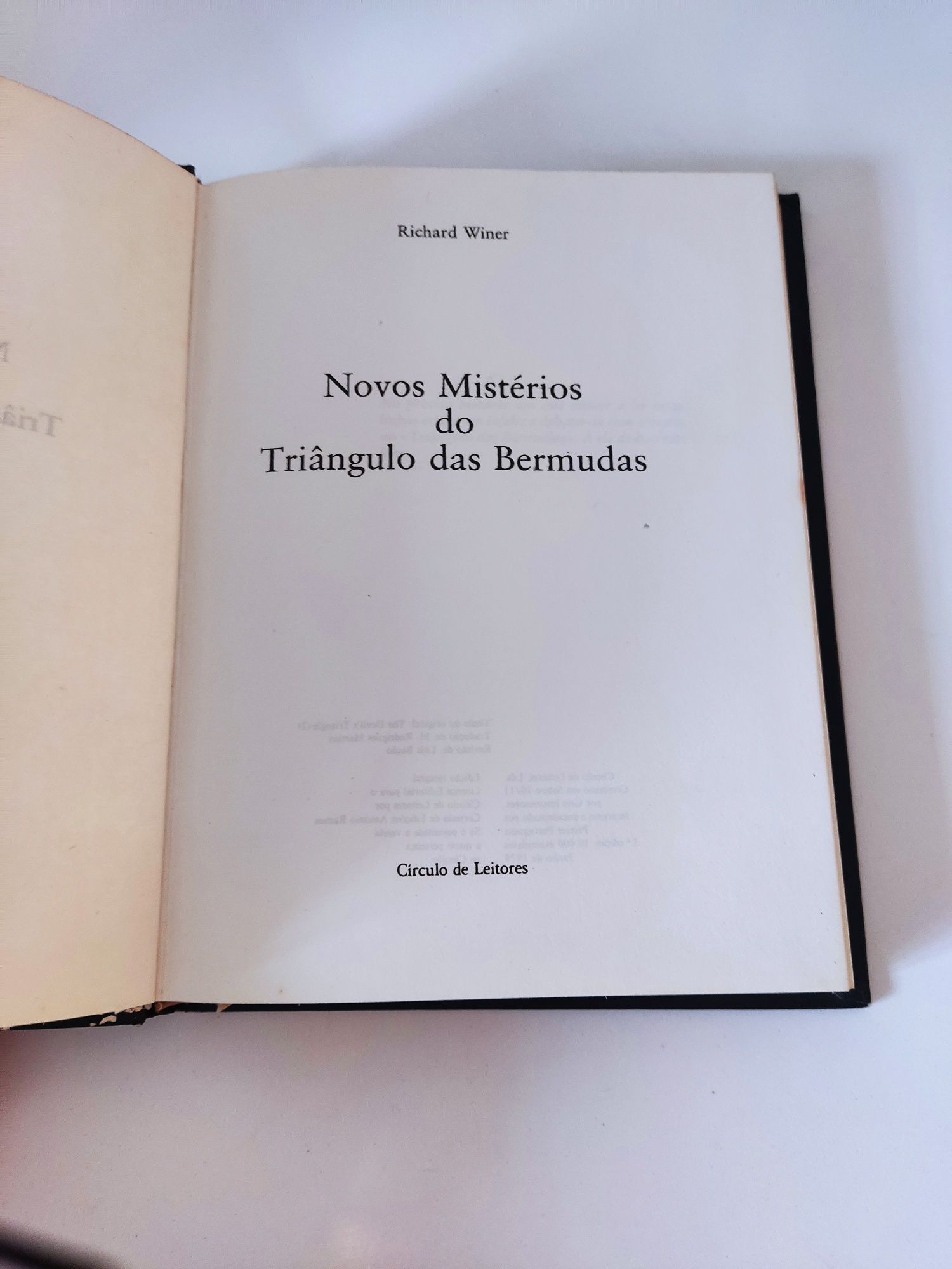 Livro Novos mistérios do triângulo das bermudas de Richard Winer