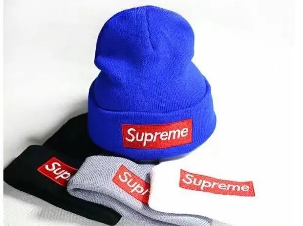 Czapka unisex polecam obniżona cena wyprzedaż