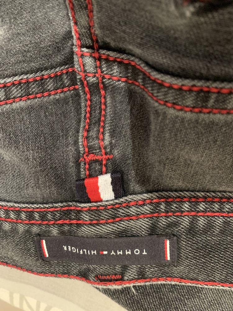 Джинсы tommy hilfiger