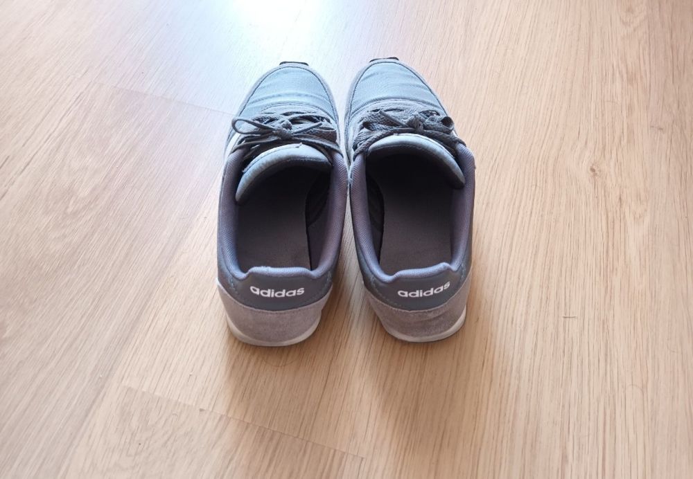 Tenis Adidas 41 ⅓ originais