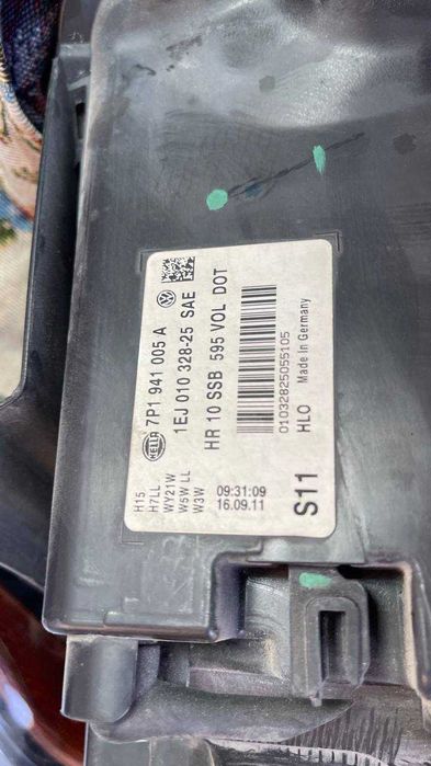 левая фара volkswagen touareg NF