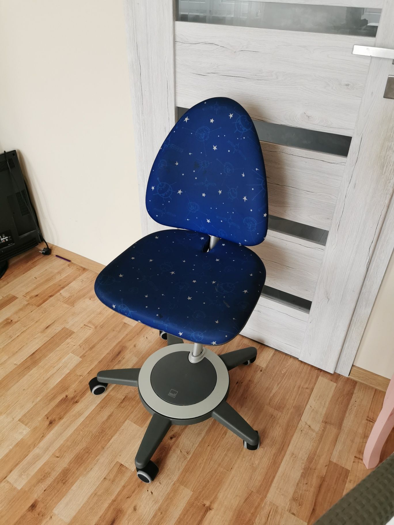 Krzesło do biurka MOLL