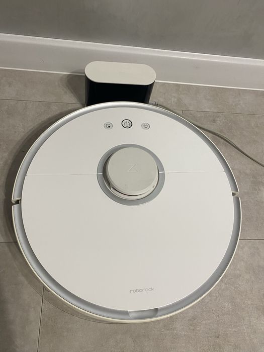 Продам миючий пилосос  Xiaomi Roborock S5 Max