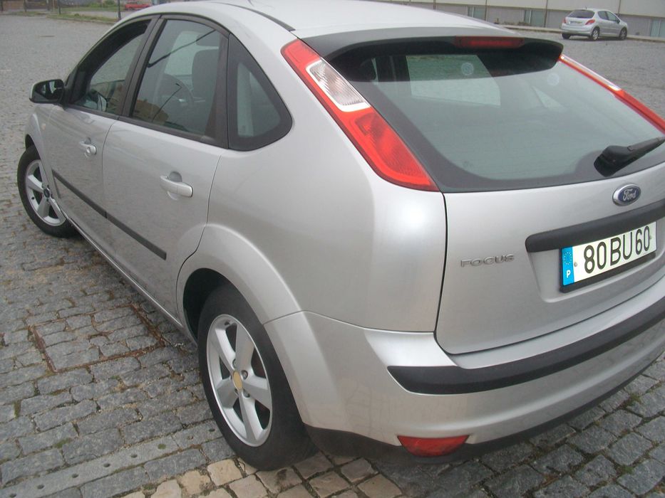 Ford Focus 1.6 TDCI 110cv de 2006 Impecável