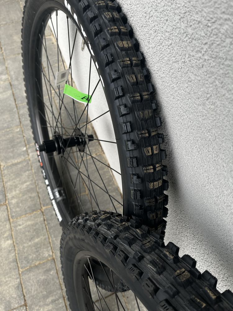 Koła Enduro WTB i30 Shimano 12x148 15x110 Boost Microspline z oponami