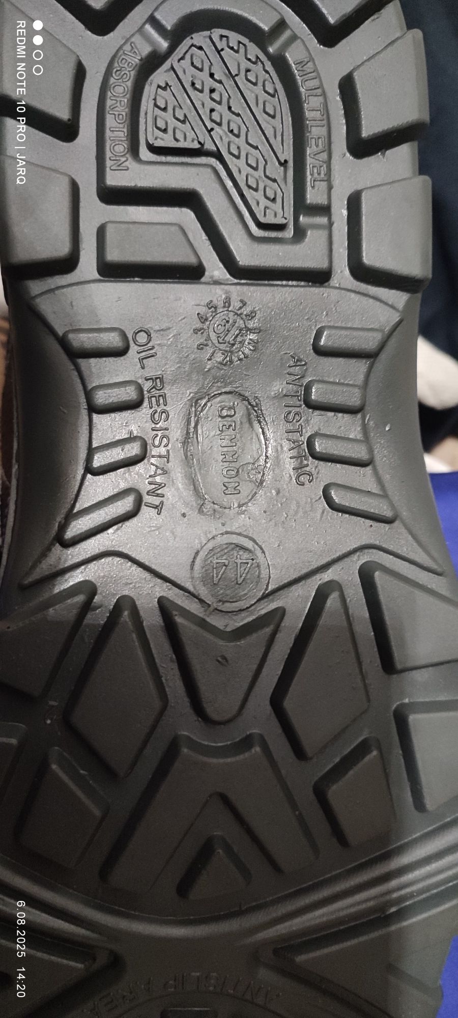 Nowe buty robocze 44