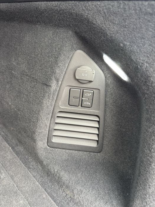 Volkswagen Touareg R-Line Platinum 2022