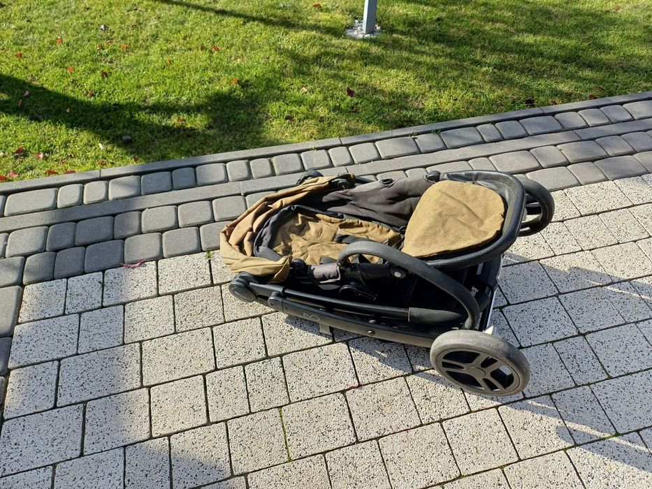 Super lekki wózek Graco Evo 3w1 Hit kompletny