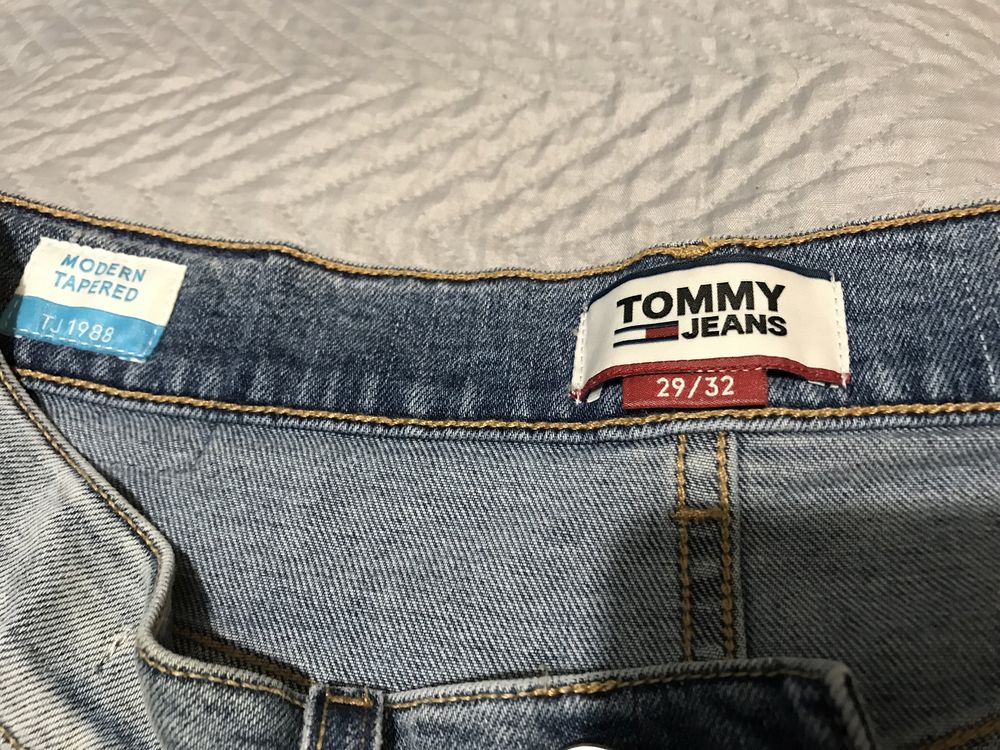 Jasne jeansy 29/32 Tommy Hilfiger Jeans