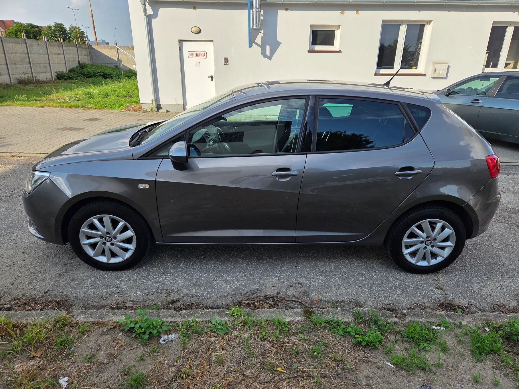 Seat Ibiza 1.4 16V MPi 86 KM LIFT*Navi*Klimatronic*LED*Xenon*2 komplety ALU*