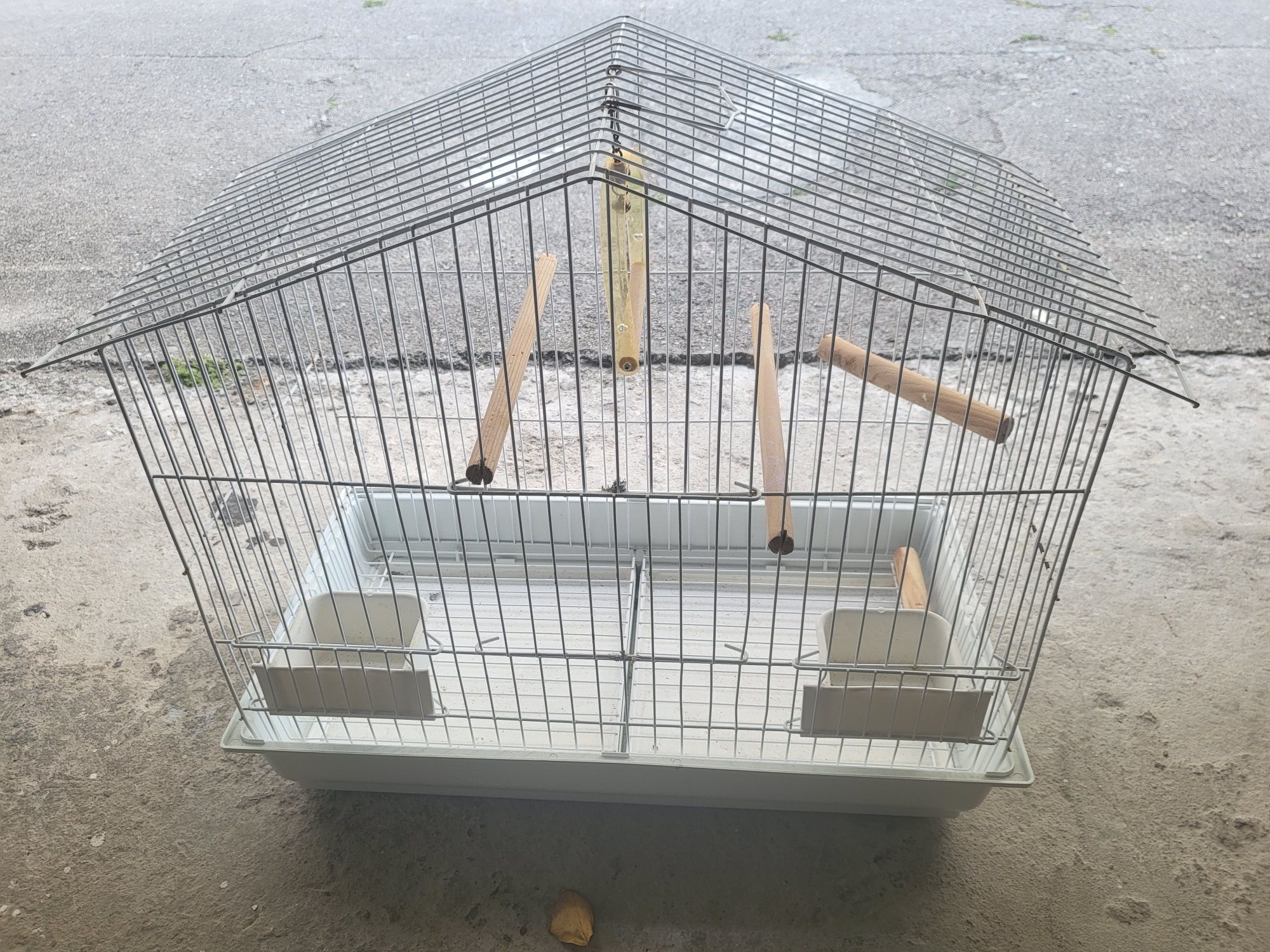 Vendo gaiola branca