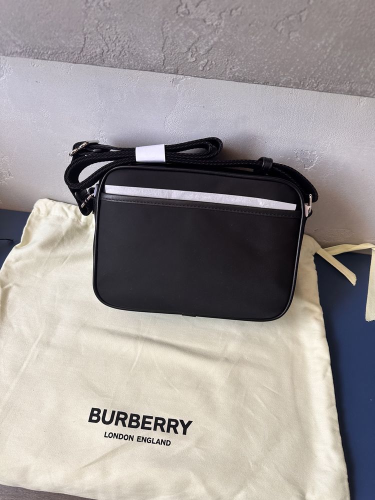 Сумка Burberry Nylon Shoulder Bag