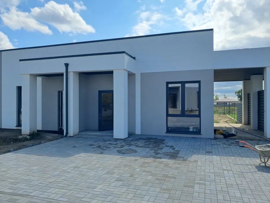 Продаж кутового котеджу