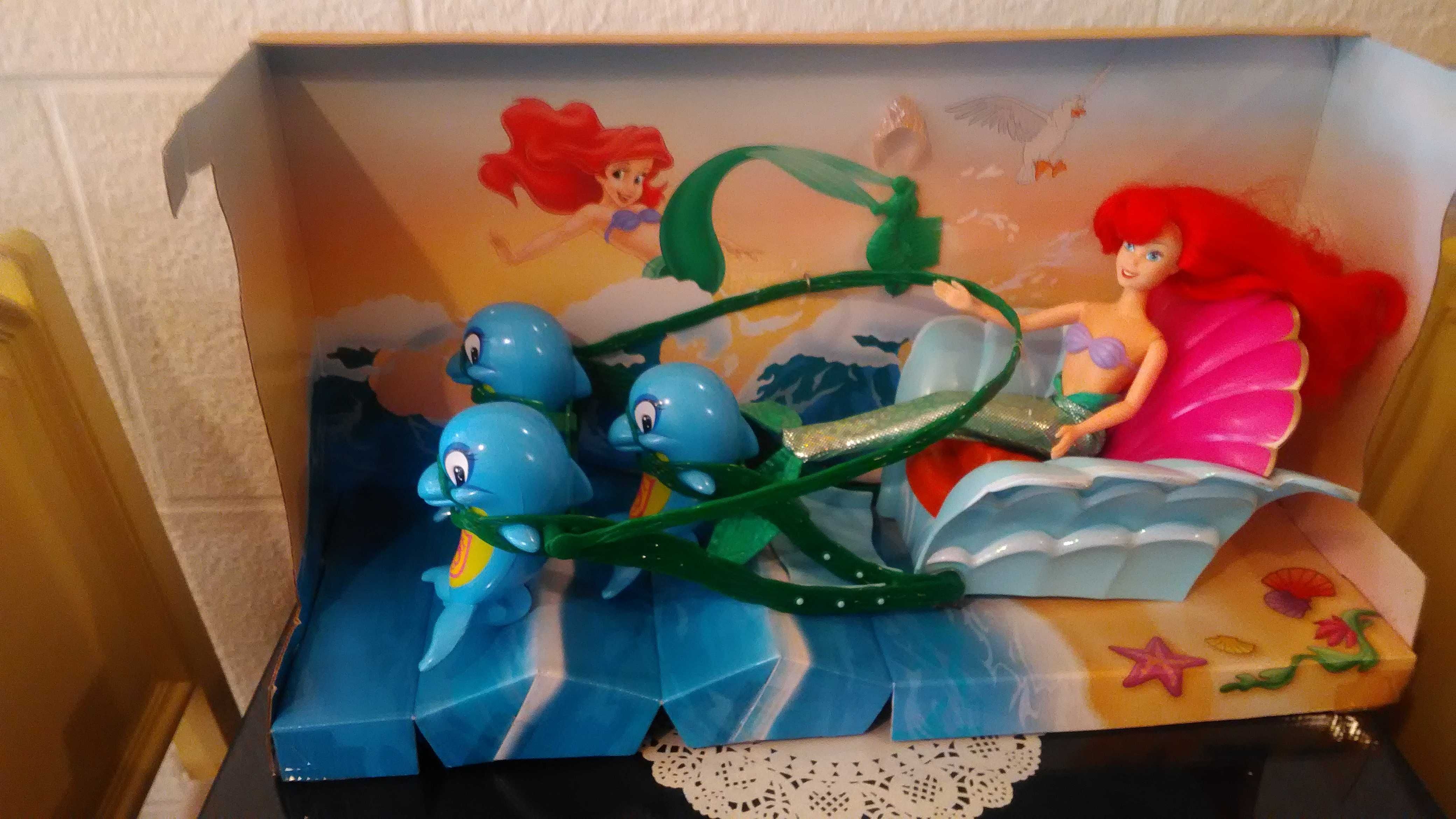 Boneca Princesa Ariel e Carruagem