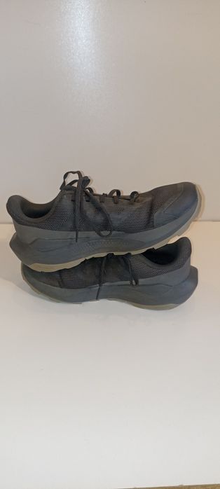 Buty Salomon Nr 39 1/3 Stan Bardzo Dobry