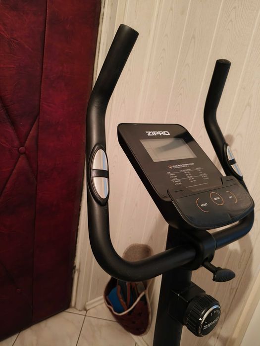 Rower stacjonarny Zipro, magnetyczny