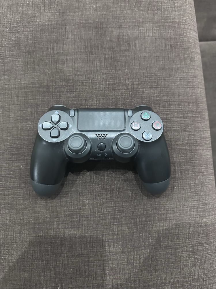 PS4 Pro 1 TB - Venda ou troca