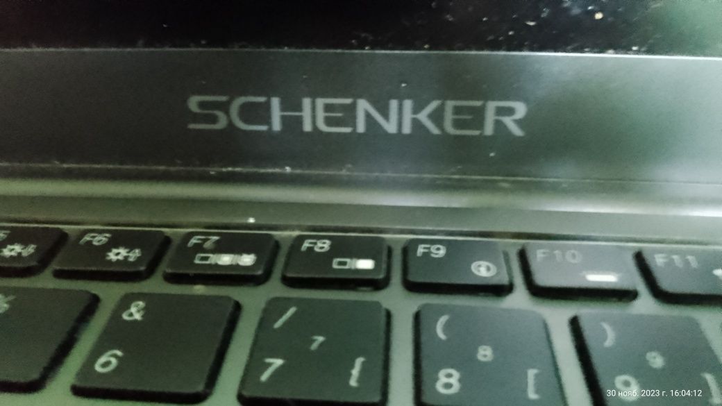 СРОЧНО Продам Ноутбук SCHENKER i7 6500u на запчасти или под востонавле