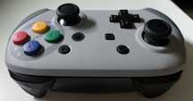 Obudowy Pro Controller Nintendo Switch. Motywy SNES i Monster Hunter