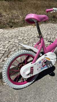 Bicicleta rosa minnie