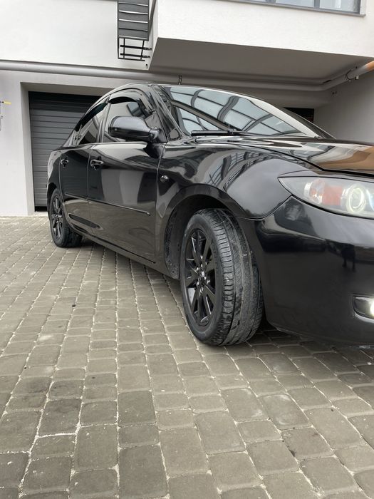 Мазда 3 ………………………….