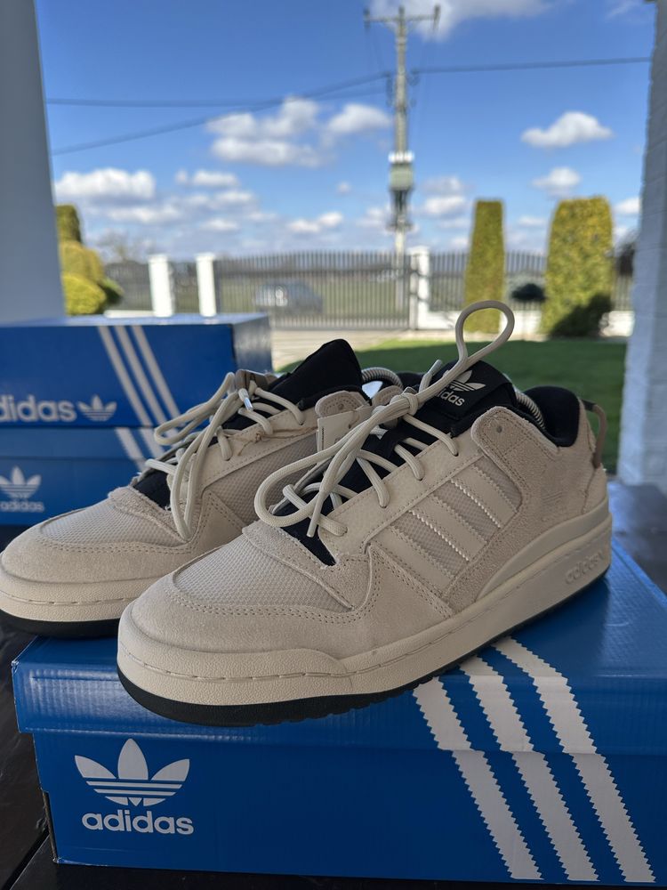 Adidas Forum 42 2/3 white