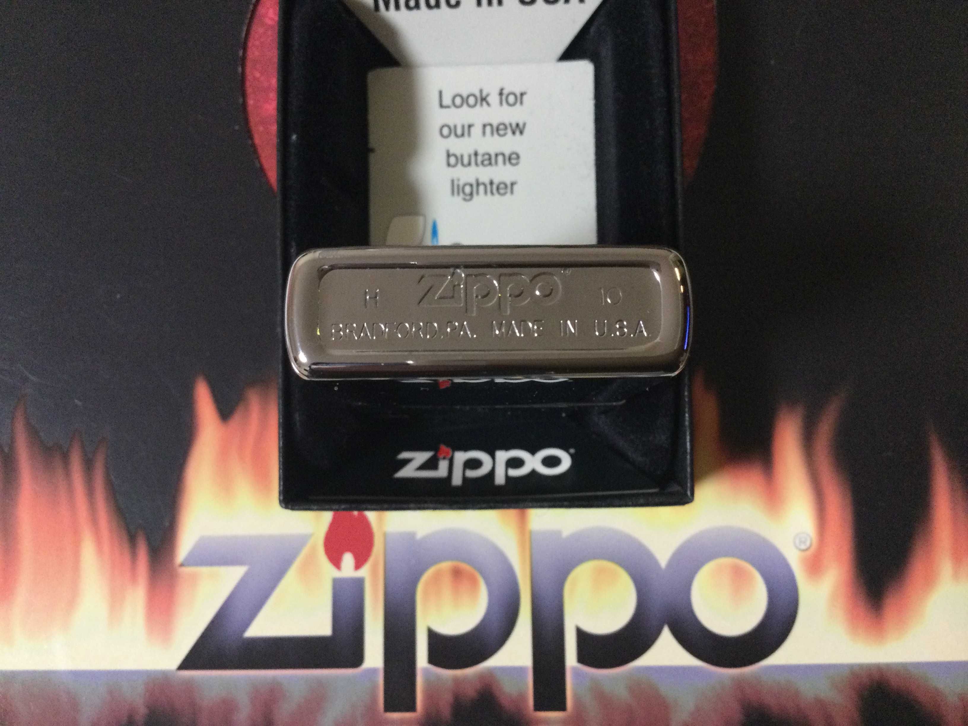 Новая оригинальная бензиновая зажигалка американской фирмы Zippo.