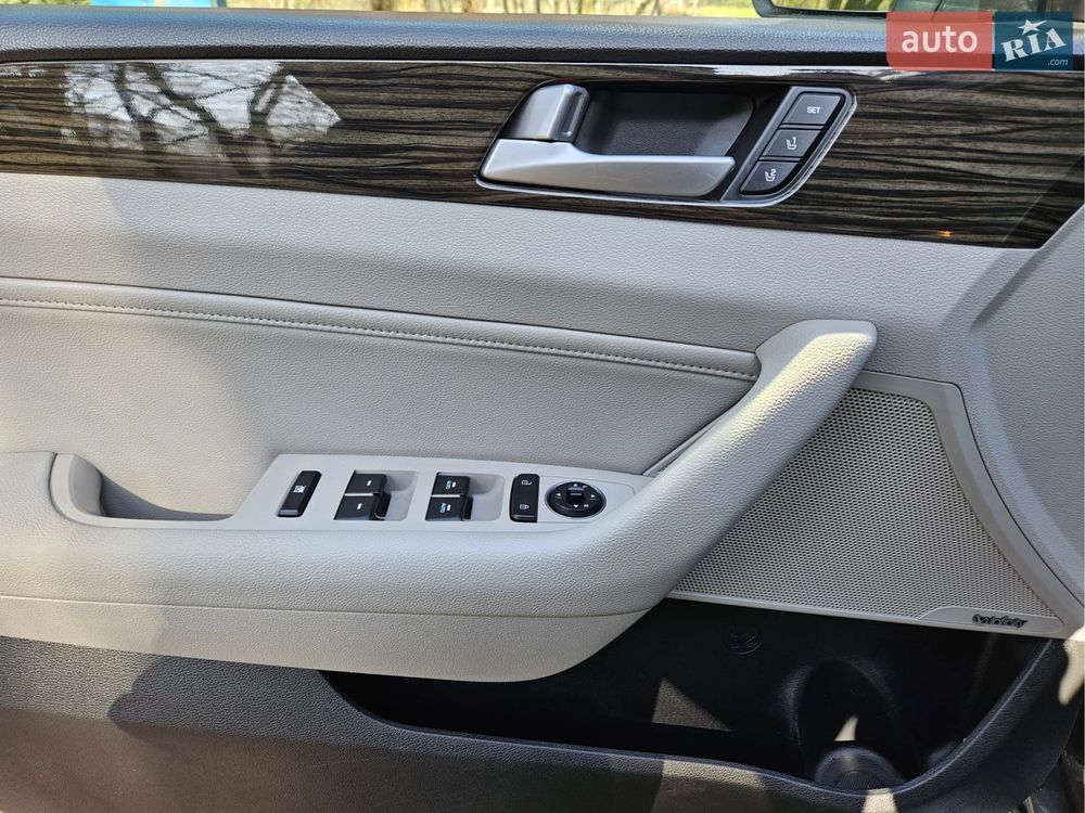Hyundai Sonata 2017 PHEV (Plug-in Hybrid)  USA