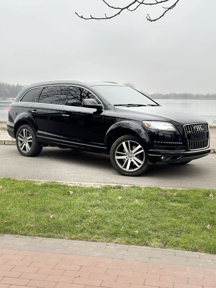Audi Q7  3.0 tdi PRESTIGE PLUS  Власник !