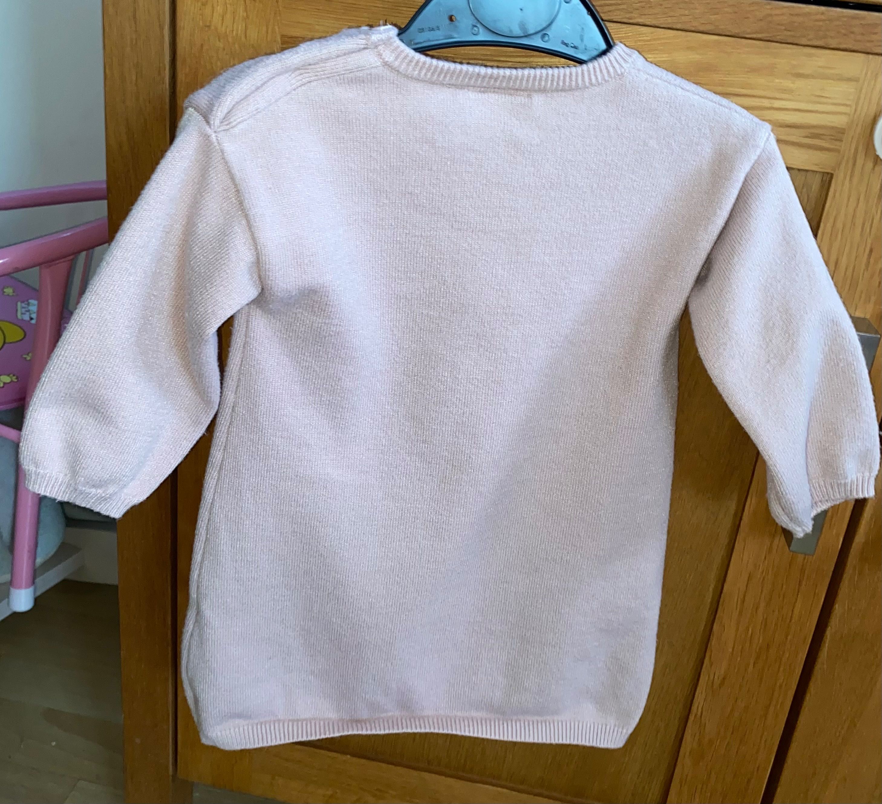 Sweterkowa sukienka niemowlęca