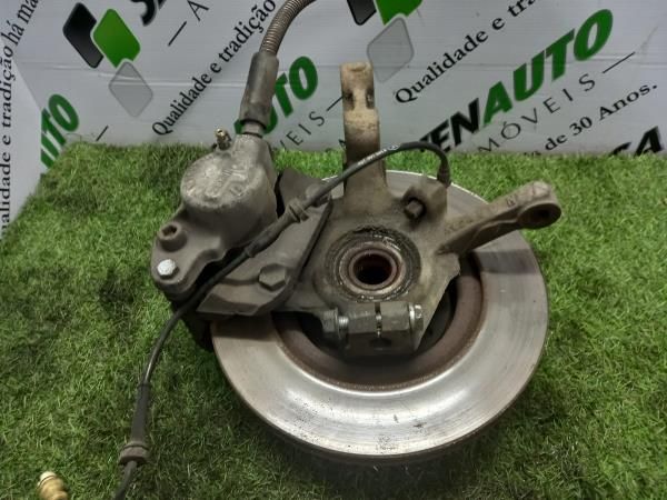 Manga de eixo frente direita RENAULT Clio II (BB0/1/2_, CB0/1/2_)