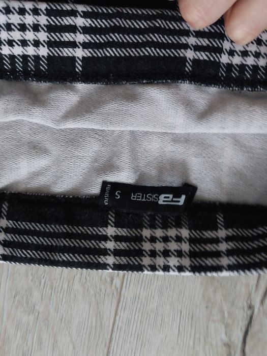 Dopasowana spódniczka mini