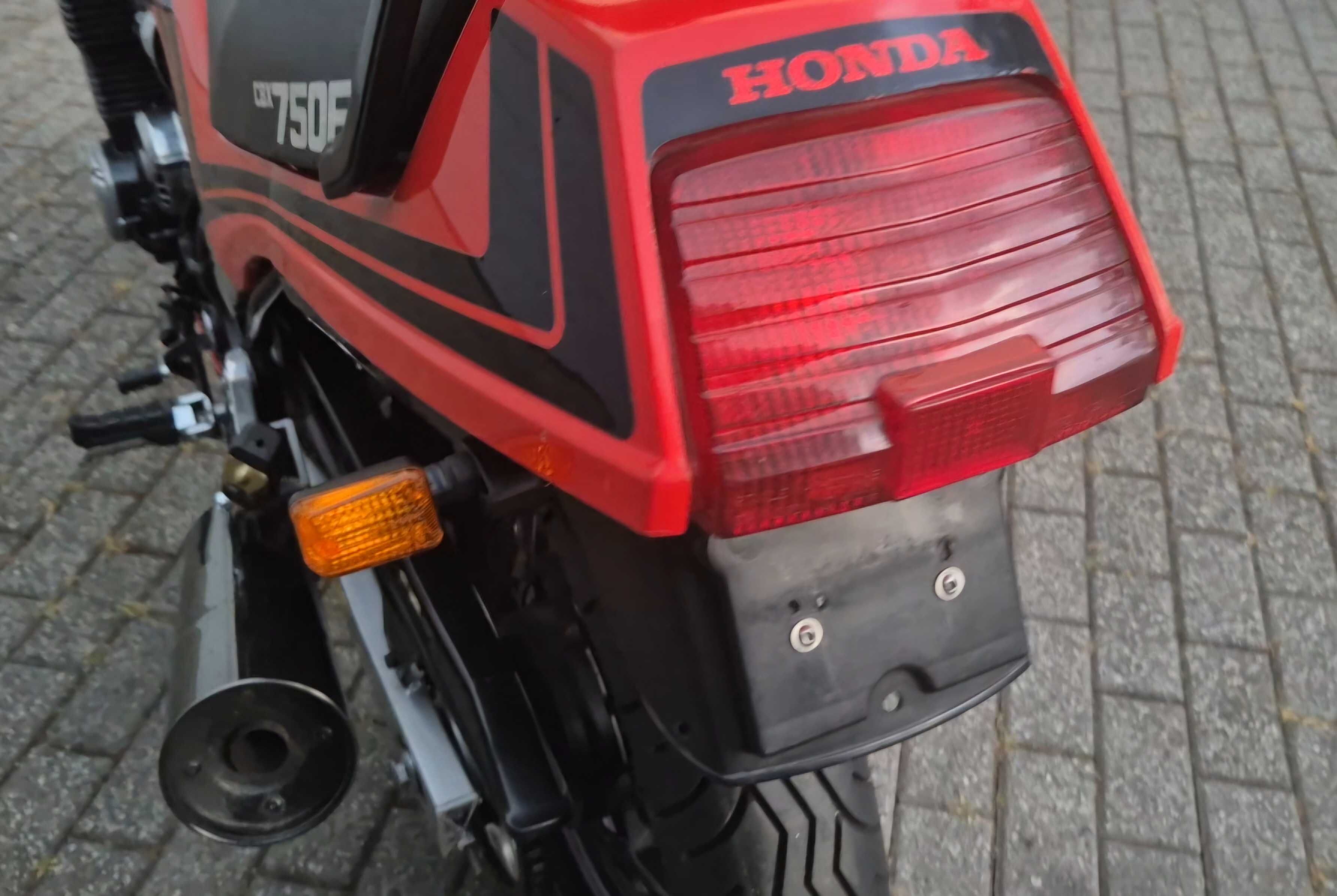 Honda CBX 750  84