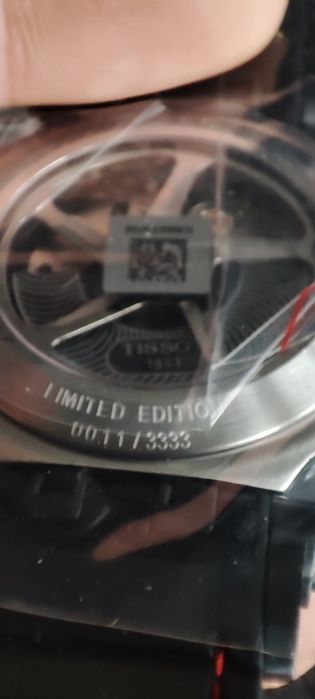 Zegarek Tissot T-rece+zestaw do pielęgnacji oraz torba kosmetyczka