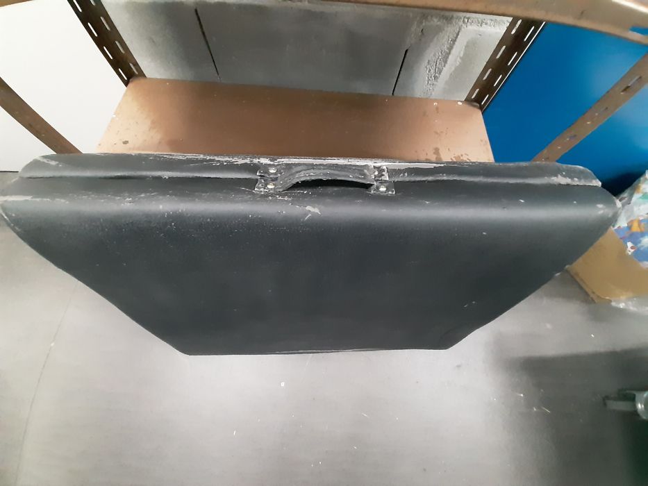 Marquesa Portátil preta com acessórios