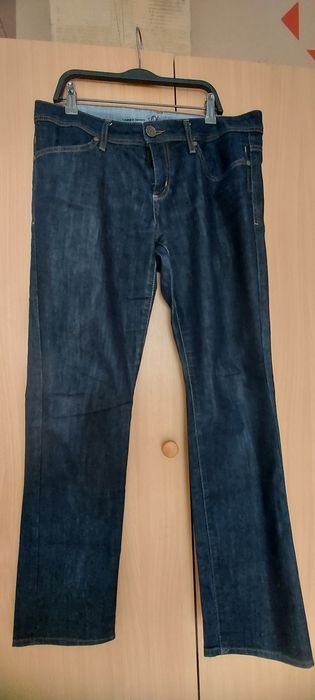 Летние модные джинсы