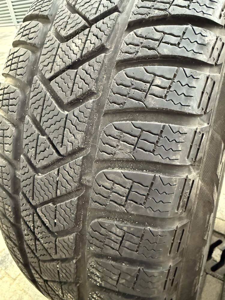 Opony Michelin Latitude/ Pirelli Sotozero 235/55R17 zimowe