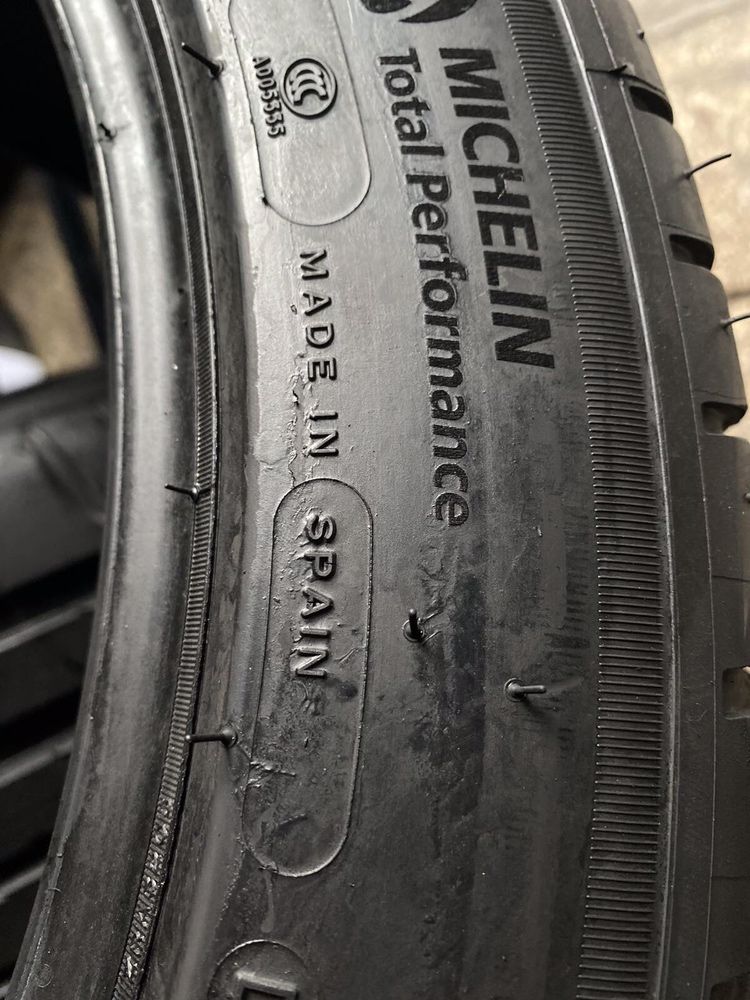 235/45/18 R18 Michelin Pilot Sport 4 4шт