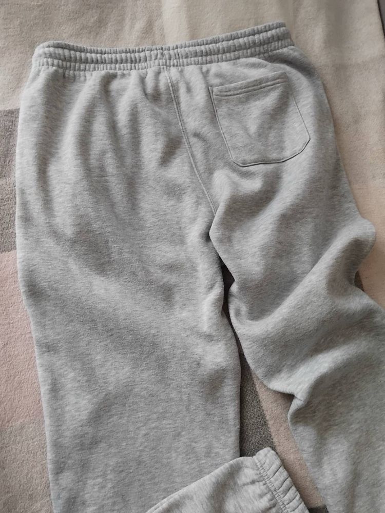 Спортивні штани Nike NSW розмір S-M. XL.