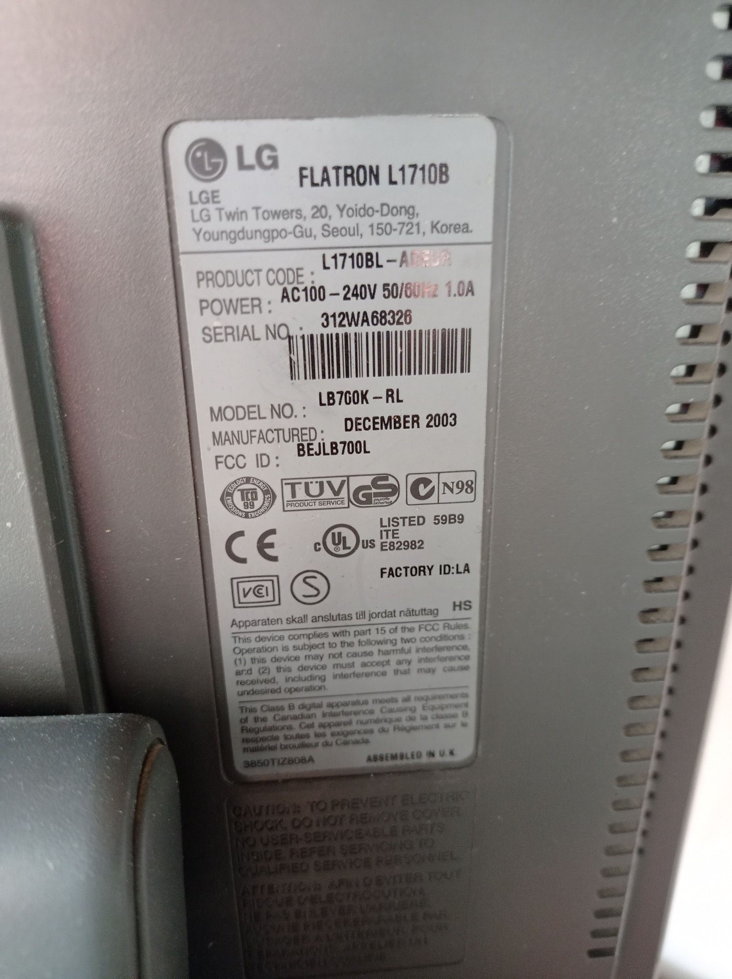 Монітор LG FLATRON L1710B