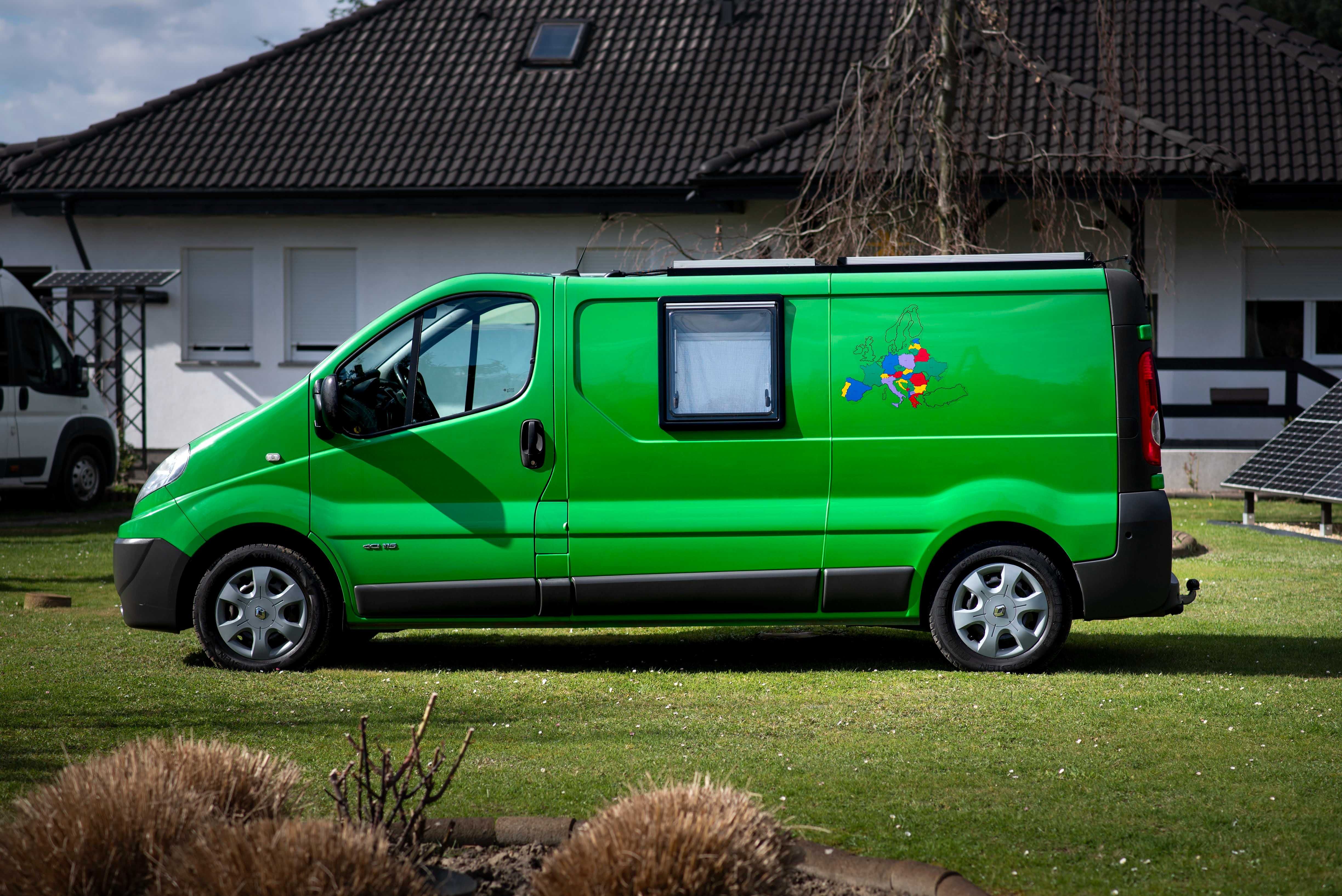 Mini Kamper Van • Renault Trafic 2012 • Wyposażony • Idealny dla 2 os.