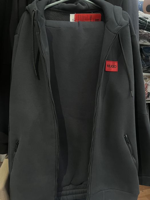 Чоловічий спортивний костюм від Hugo Boss