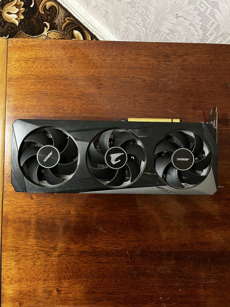 Продам rx 6750 xt