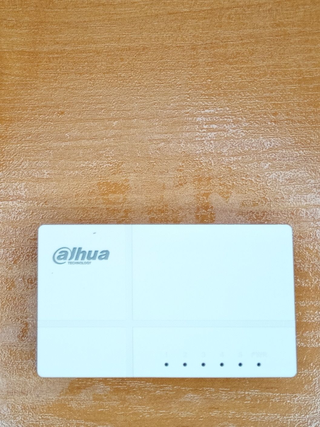 Гігабітний комутатор Dahua DH-PFS3005-5GT-L 5-портовий | Новий!!!