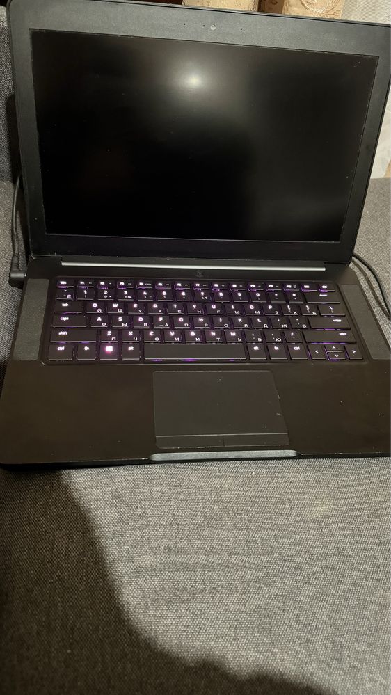 Razer blade 14, i7, GTX 1060 6 гиг, Ram 16 гиг