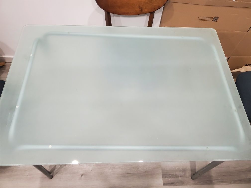 Mesa IKEA tampo de vidro