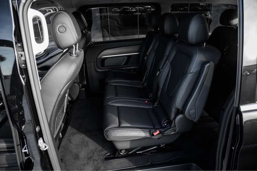 Busdrive.pl Wynajem bus Mercedes V Klasa 2024 extra długa 8 osobowy