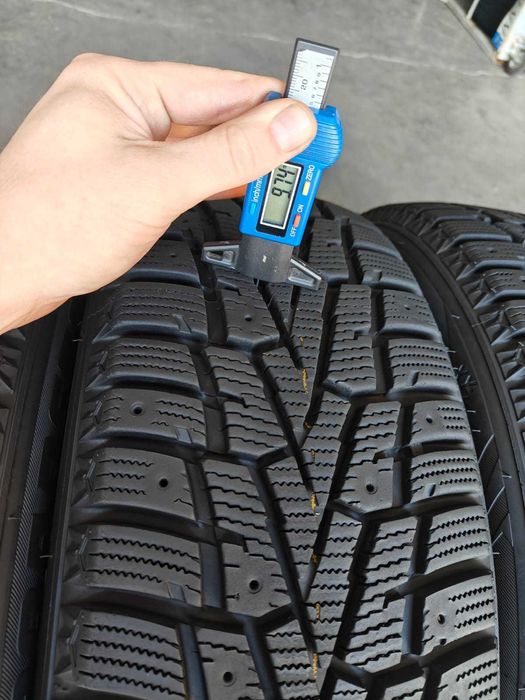 R16 205 55 зимові шини в новому стані 23р 9мм Nexen/Roadstone