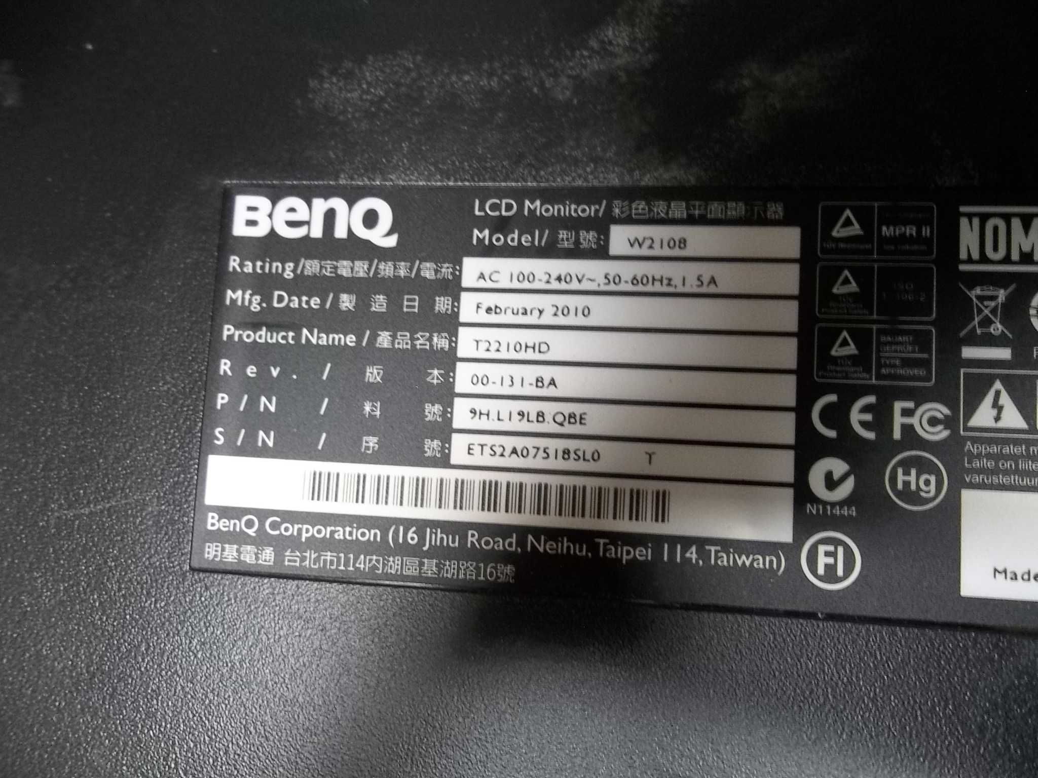 Benq       T2210HD
